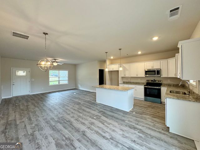 825 Dortch Road, Eastanollee, GA 30538