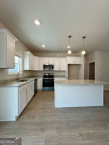 825 Dortch Road, Eastanollee, GA 30538