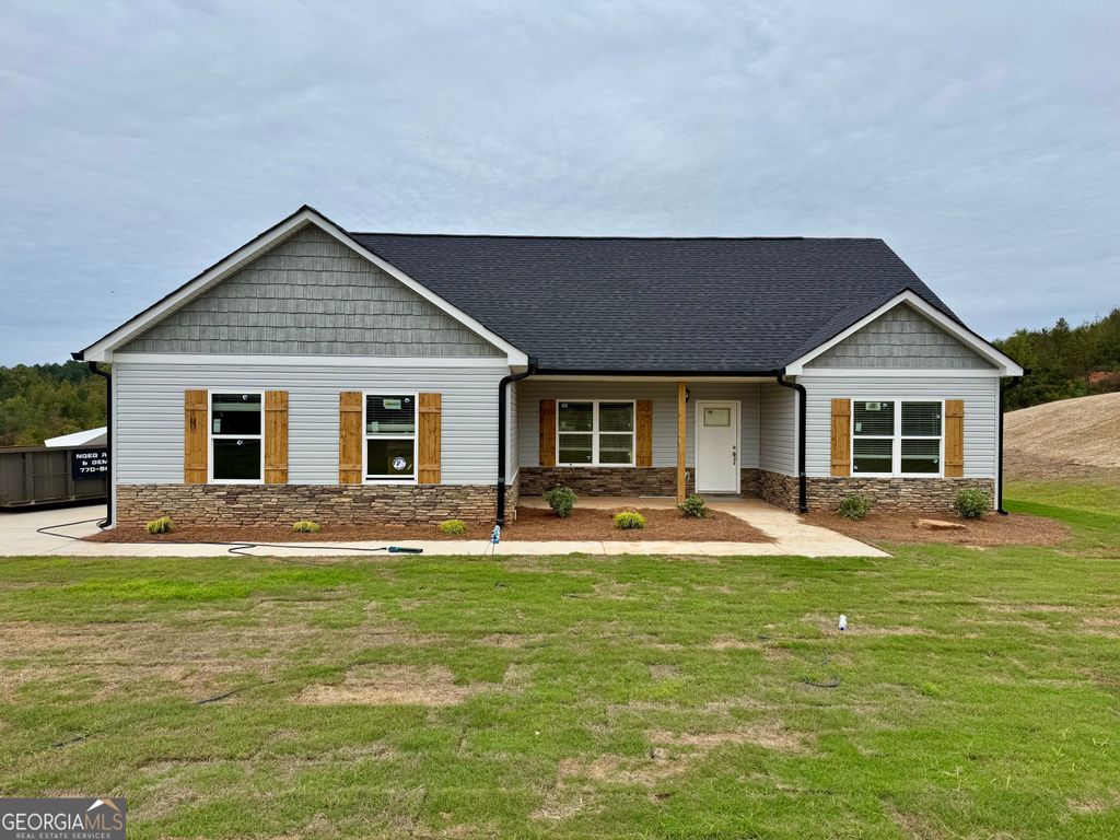 825 Dortch Road, Eastanollee, GA 30538