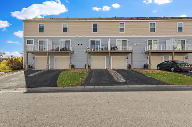 3115 Clover Ridge Drive, Chaska, MN 55318