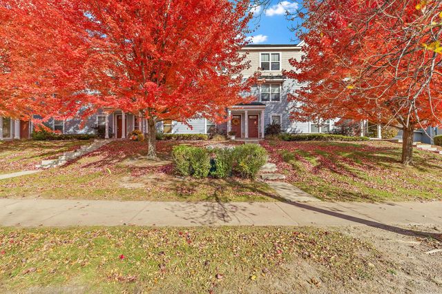 3115 Clover Ridge Drive, Chaska, MN 55318