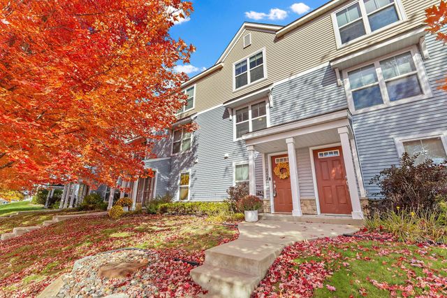 3115 Clover Ridge Drive, Chaska, MN 55318