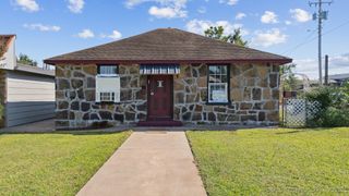 118 E Chestnut Street, Coweta, OK 74429
