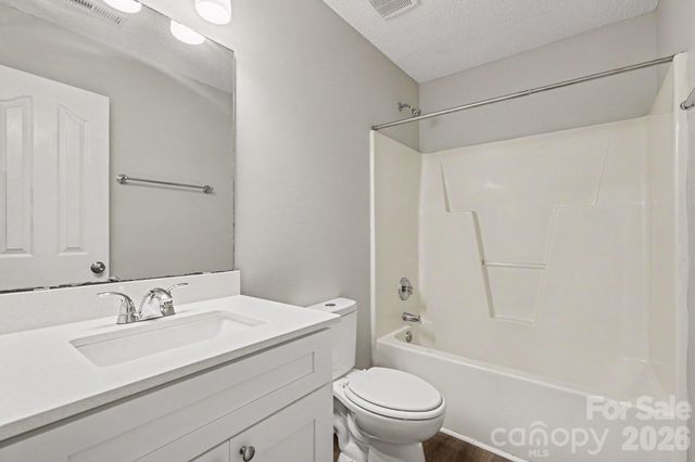 3128 Passour Ridge Lane, Charlotte, NC 28269