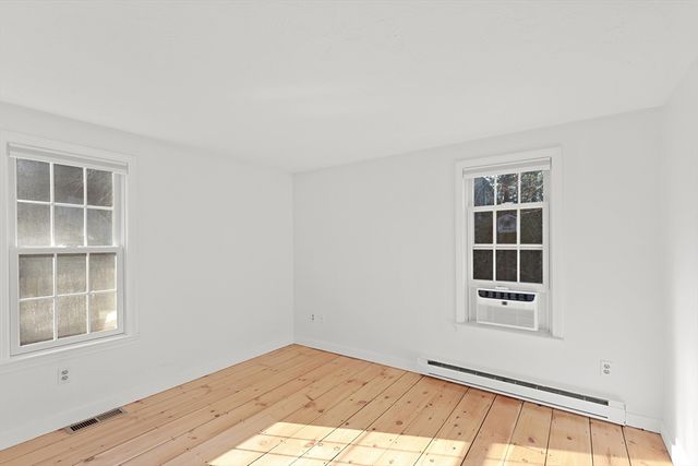 6 Wildcat Ln, Plymouth, MA 02360