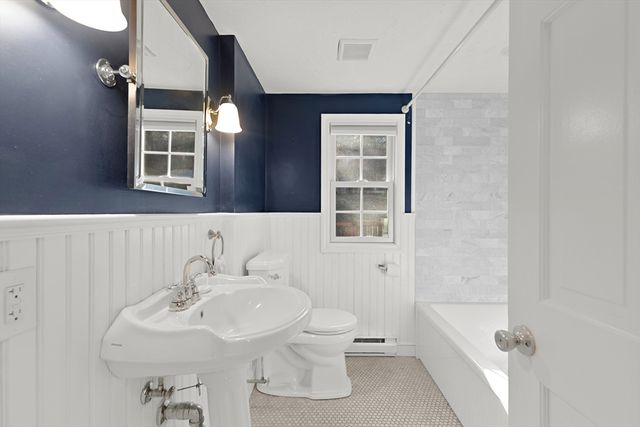 6 Wildcat Ln, Plymouth, MA 02360