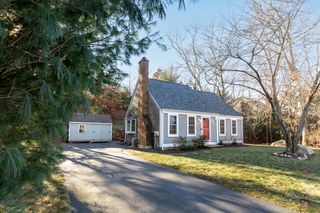 6 Wildcat Ln, Plymouth, MA 02360