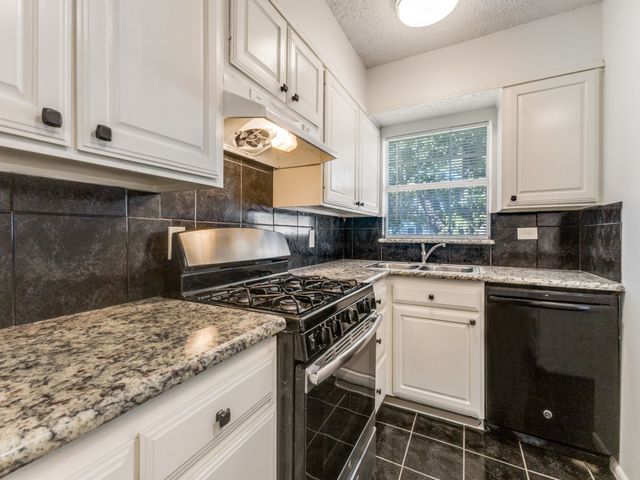 126 Fielding Drive, Mesquite, TX 75149