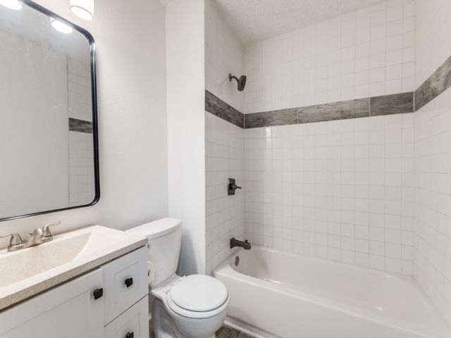 126 Fielding Drive, Mesquite, TX 75149