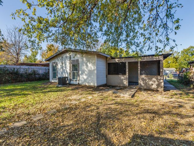 126 Fielding Drive, Mesquite, TX 75149