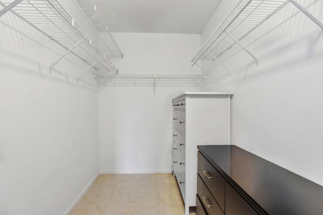 6271 Chasewood Drive G, Jupiter, FL 33458