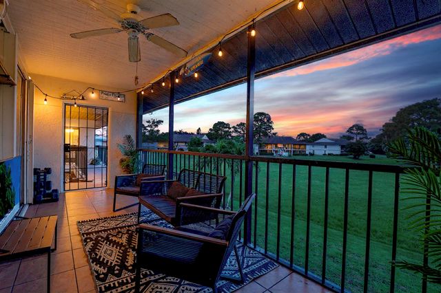 6271 Chasewood Drive G, Jupiter, FL 33458