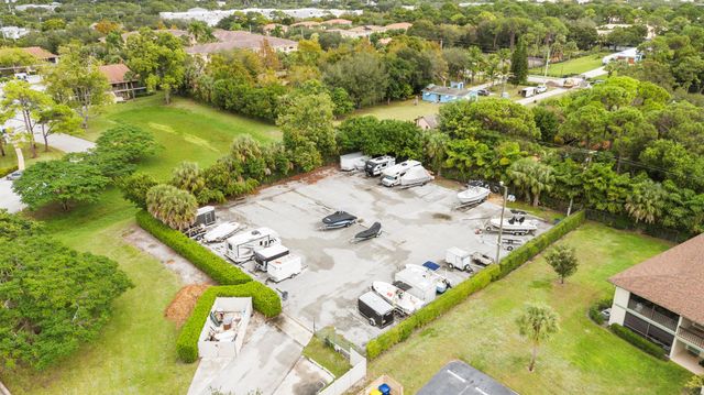 6271 Chasewood Drive G, Jupiter, FL 33458