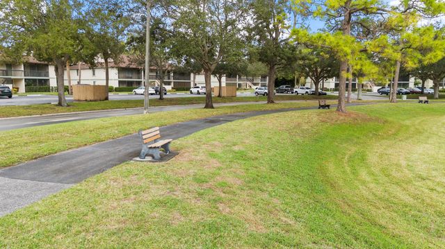 6271 Chasewood Drive G, Jupiter, FL 33458