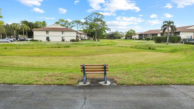 6271 Chasewood Drive G, Jupiter, FL 33458