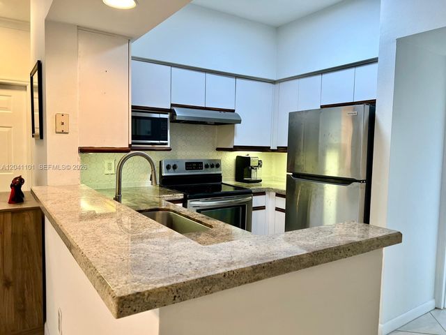 3165 NE 184th Street 6301, Aventura, FL 33160