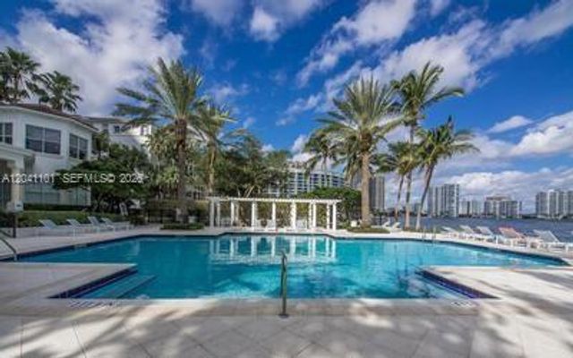 3165 NE 184th Street 6301, Aventura, FL 33160