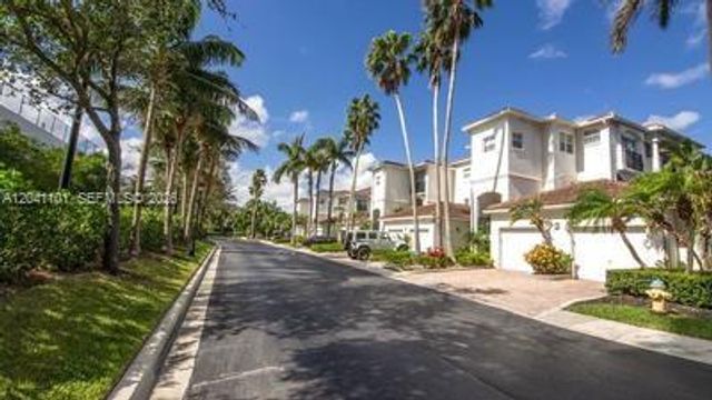 3165 NE 184th Street 6301, Aventura, FL 33160