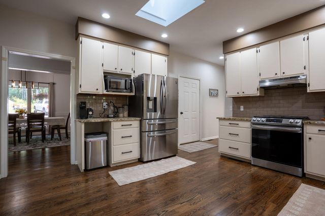 312 Ga 157, Lookout Mountain, GA 30750