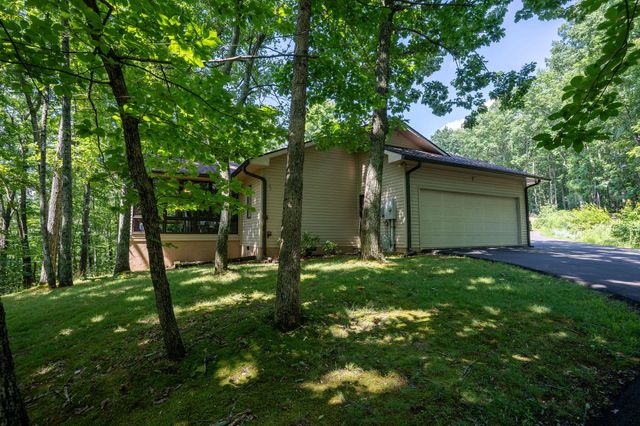 312 Ga 157, Lookout Mountain, GA 30750