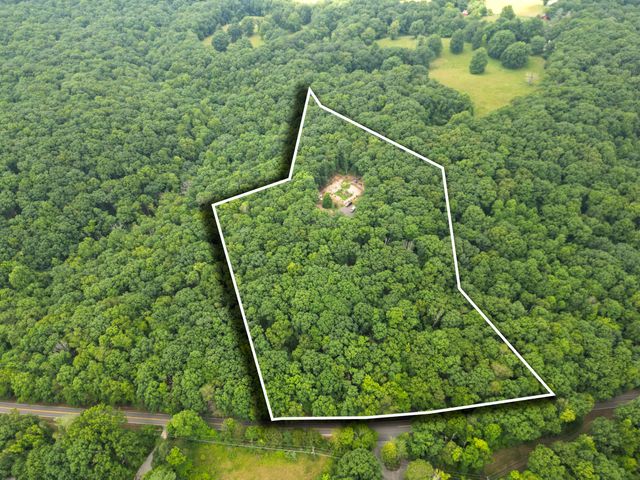 312 Ga 157, Lookout Mountain, GA 30750
