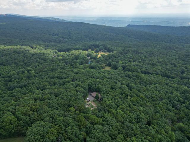 312 Ga 157, Lookout Mountain, GA 30750