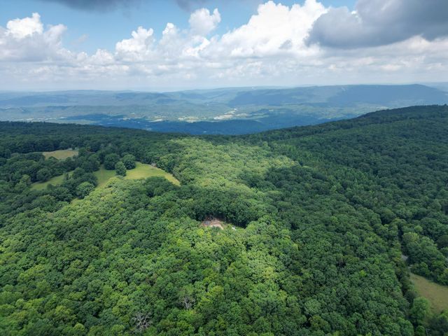 312 Ga 157, Lookout Mountain, GA 30750