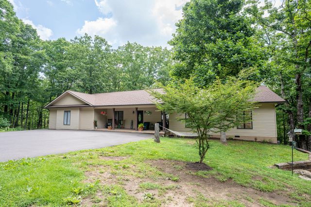 312 Ga 157, Lookout Mountain, GA 30750