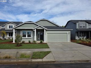 5665 Magnificence Way, Eugene, OR 97402