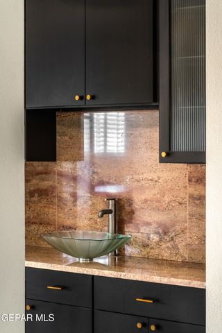 510 BLACKER Avenue, El Paso, TX 79902