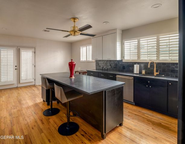 510 BLACKER Avenue, El Paso, TX 79902