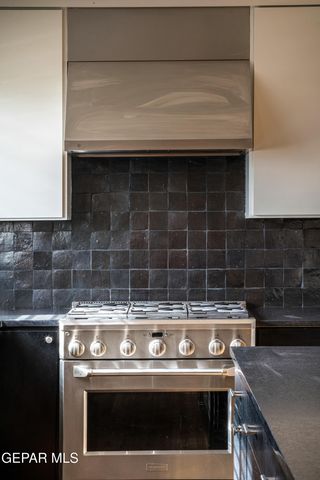 510 BLACKER Avenue, El Paso, TX 79902