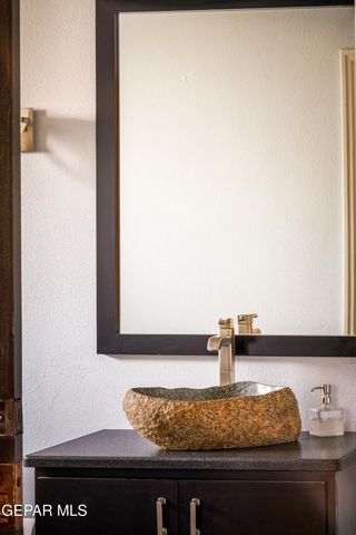 510 BLACKER Avenue, El Paso, TX 79902