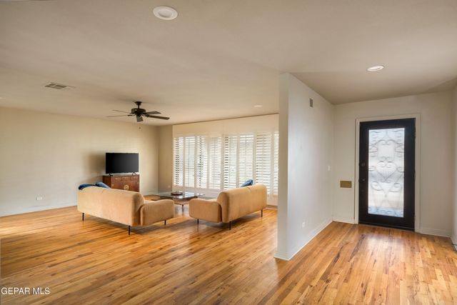 510 BLACKER Avenue, El Paso, TX 79902