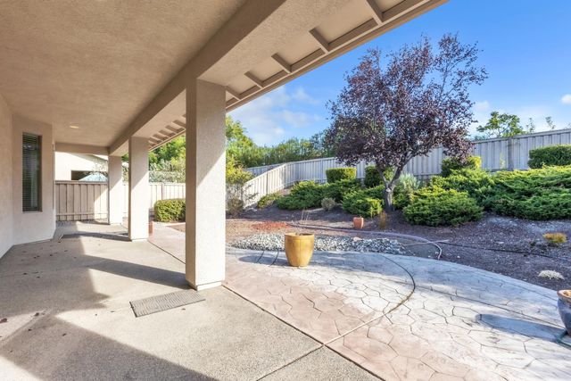 548 Belladonna Ln, Lincoln, CA 95648