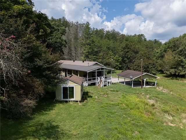 149 Spring Street, Mineral Bluff, GA 30559