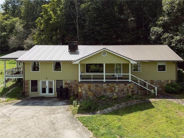 149 Spring Street, Mineral Bluff, GA 30559