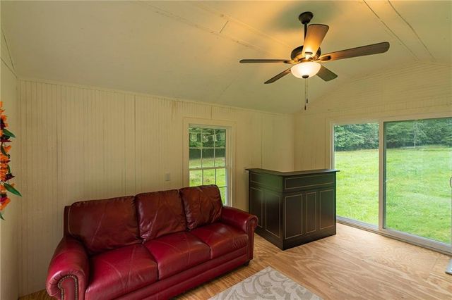 149 Spring Street, Mineral Bluff, GA 30559