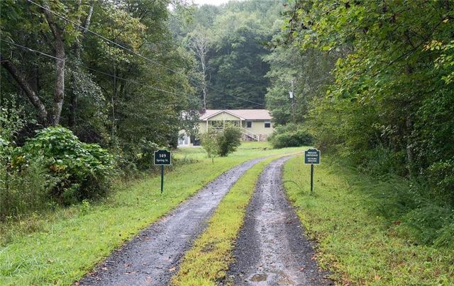 149 Spring Street, Mineral Bluff, GA 30559