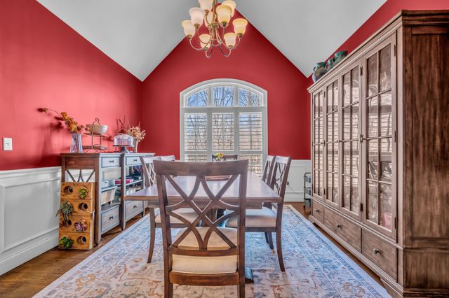 208 Scenic Dr, Dickson, TN 37055