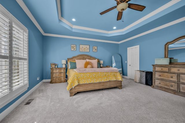 208 Scenic Dr, Dickson, TN 37055