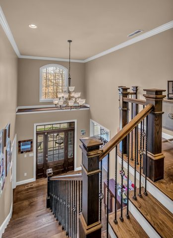 208 Scenic Dr, Dickson, TN 37055