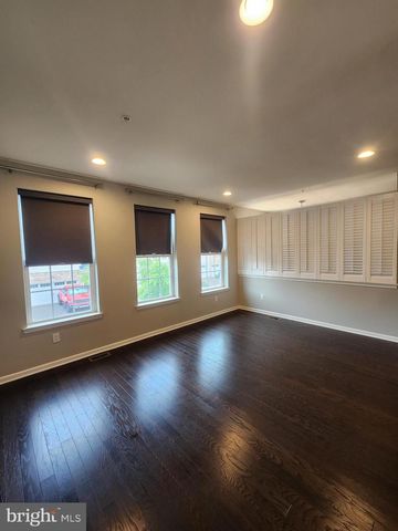 2207 EVIN DR, Warrington, PA 18976