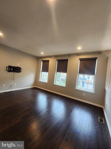 2207 EVIN DR, Warrington, PA 18976