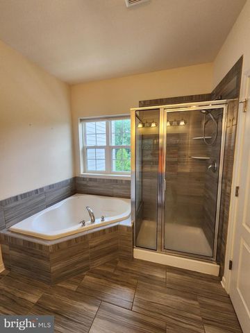 2207 EVIN DR, Warrington, PA 18976
