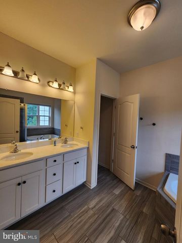 2207 EVIN DR, Warrington, PA 18976