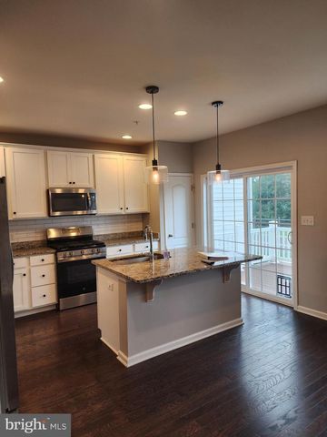 2207 EVIN DR, Warrington, PA 18976