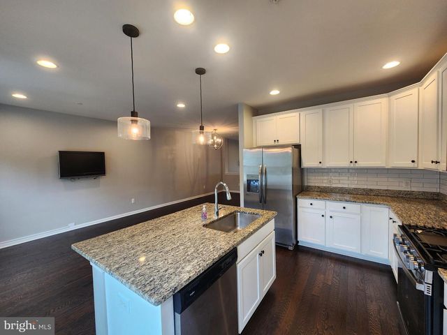 2207 EVIN DR, Warrington, PA 18976