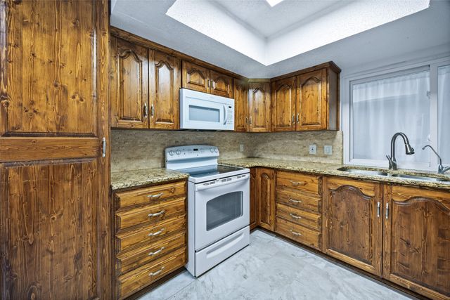 1617 Pebble Beach Drive, Lewisville, TX 75067