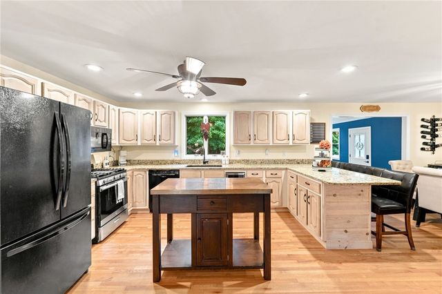 100 Spring Water Drive, Woonsocket, RI 02895